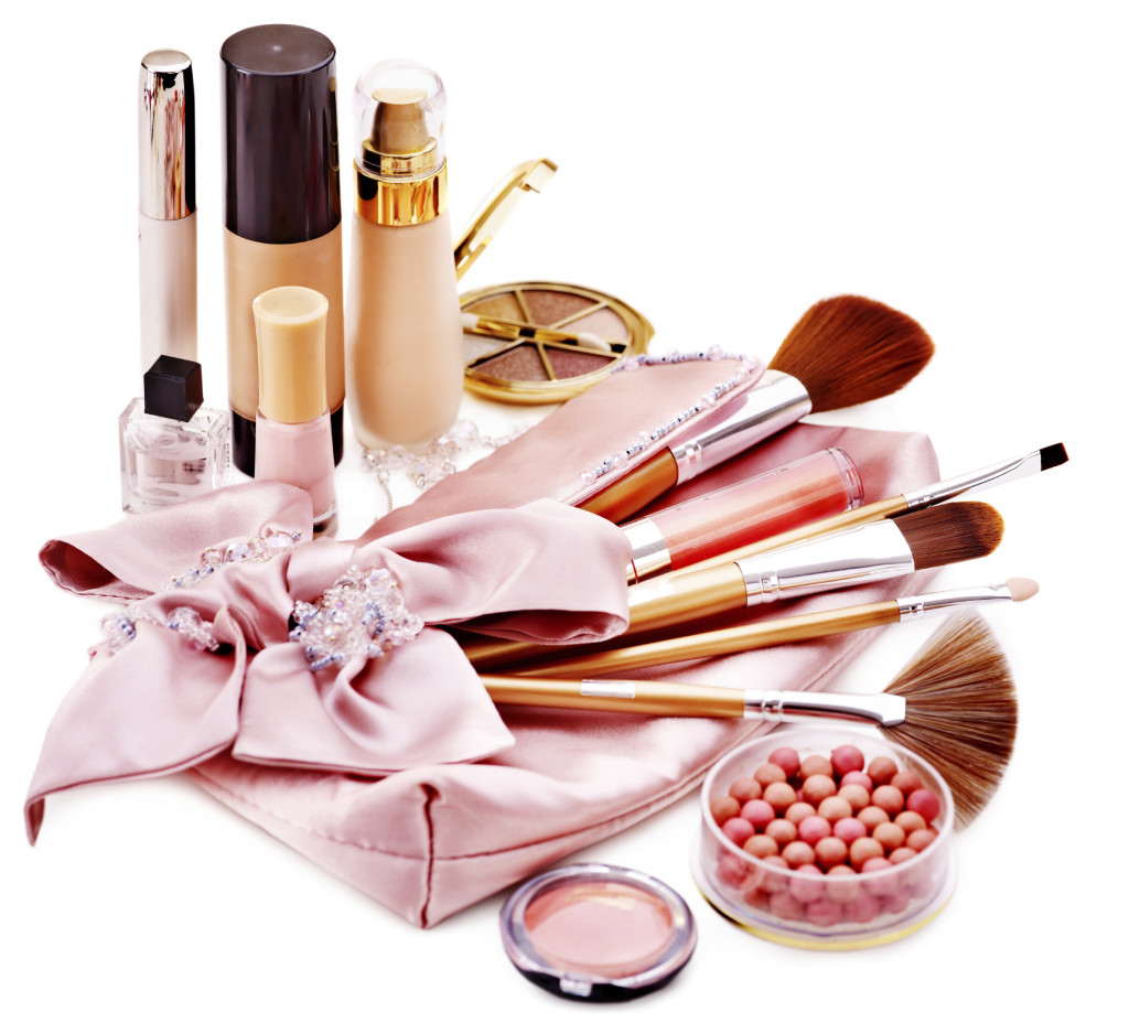 How To Apply Makeup